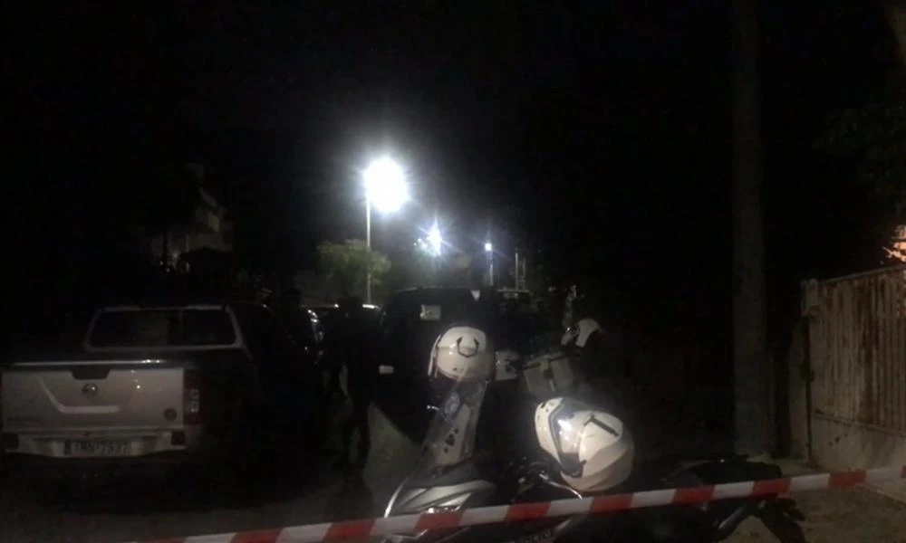 Θρίλερ στα Λιόσια: Έρευνες για το απανθρακωμένο και τεμαχισμένο πτώμα - Ακατάληπτα τα όσα λέει ο γιος του